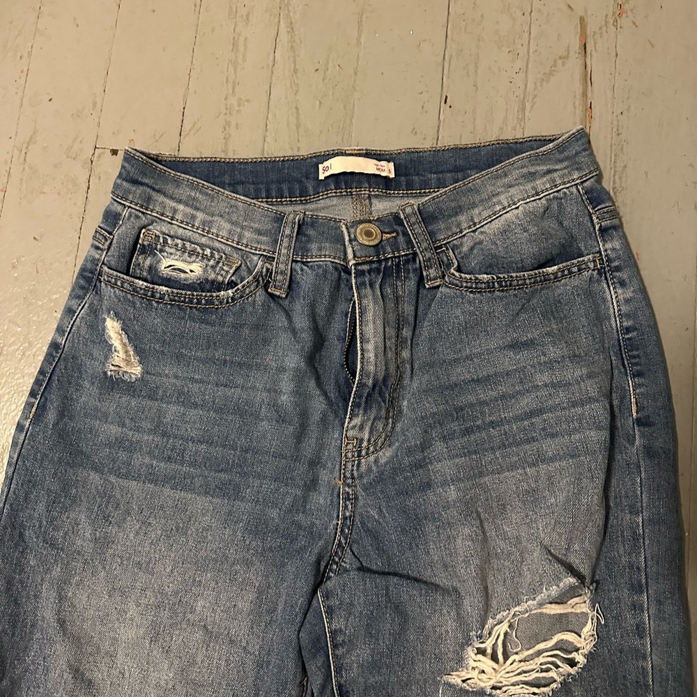 SO High Rise Mom Jeans - Picture 3 of 5